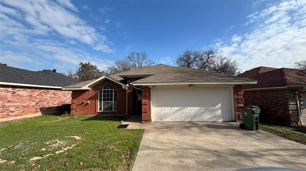 5629 Autumn Wheat Trail, Arlington, TX 76017