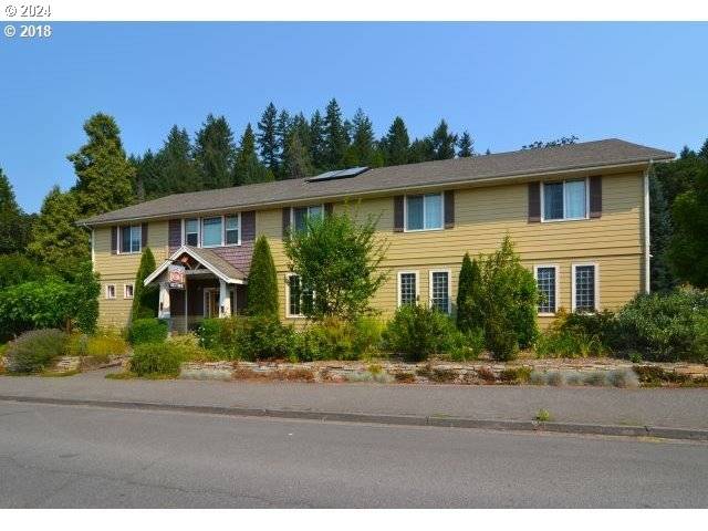 48175 E 1ST ST, Oakridge, OR 97463