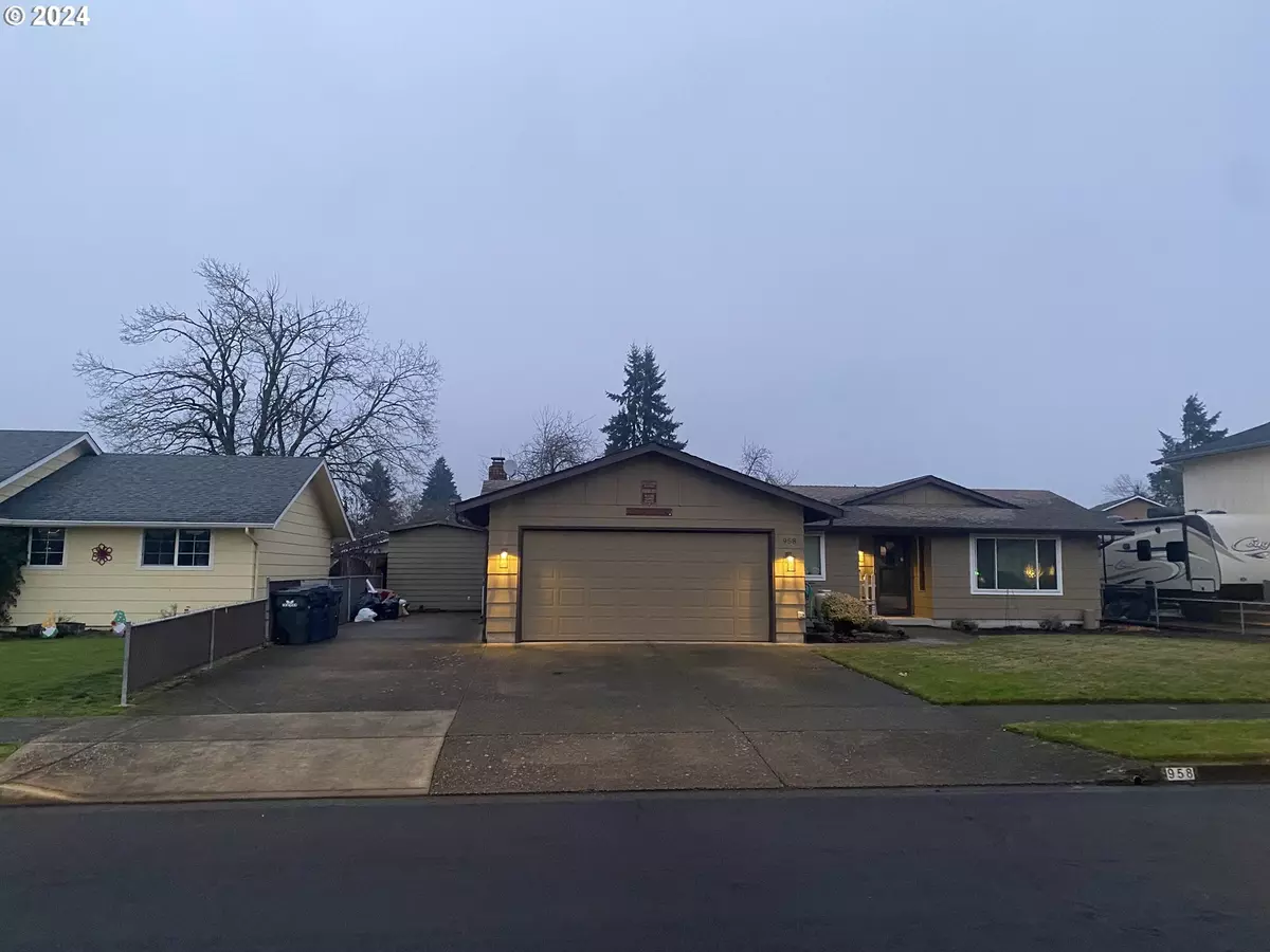 Springfield, OR 97477,958 NORTHRIDGE AVE