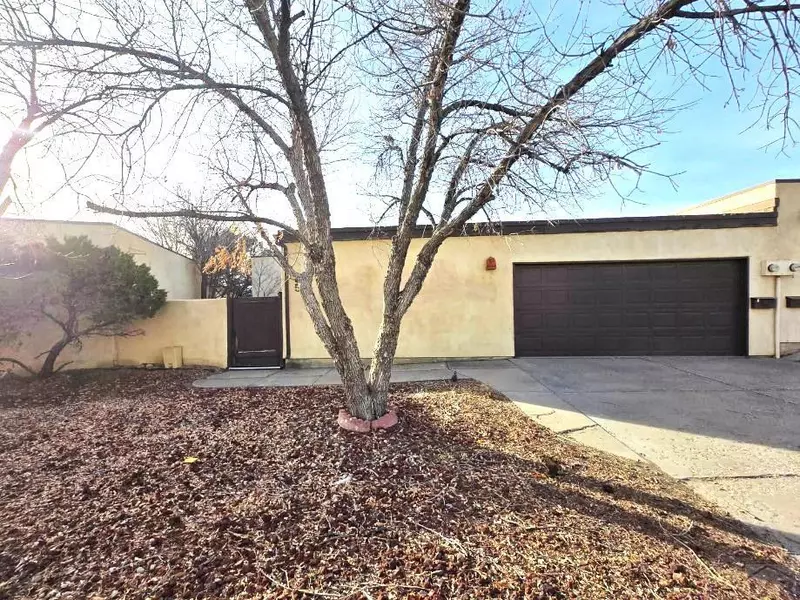 5 Bonnymede Rd, Pueblo, CO 81001