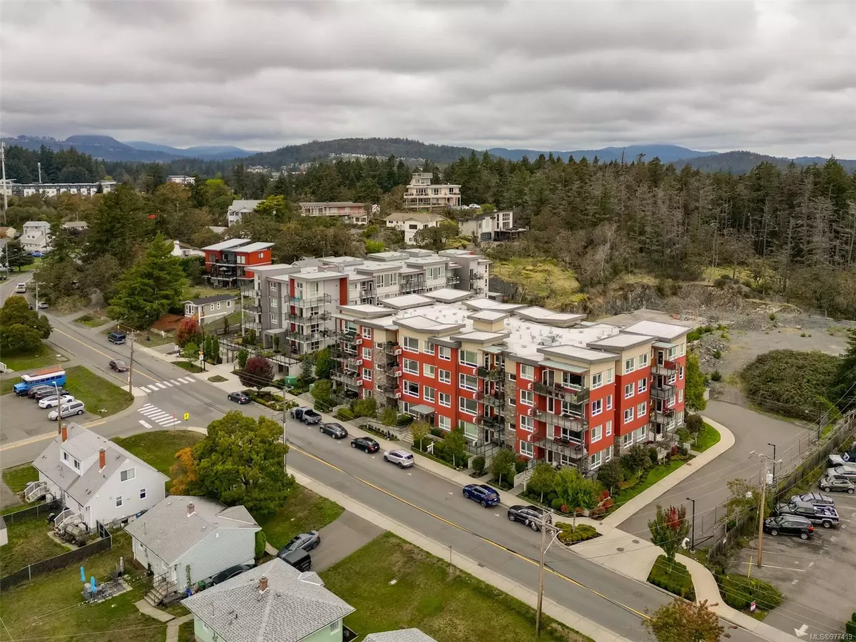 Colwood, BC V9C 1B1,300 Belmont Rd #406