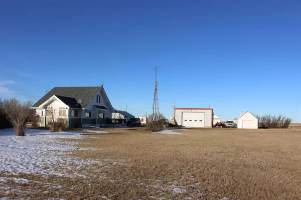 134004 RG RD 223, Rural Vulcan County, AB T0L 0N0