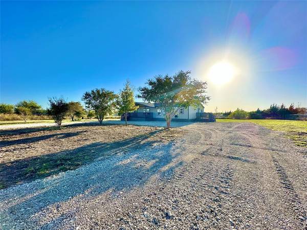 Venus, TX 76084,2208 Eagle Court