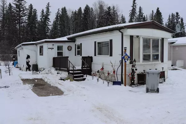 422 55 Street #20, Edson, AB T7E 1C4