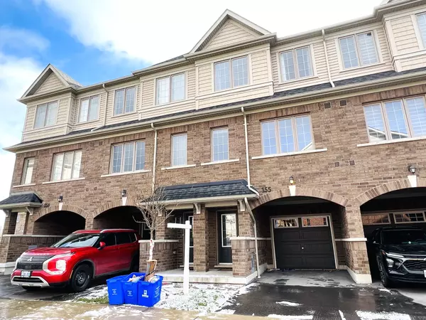 155 Danzatore PATH, Oshawa, ON L1L 0P9