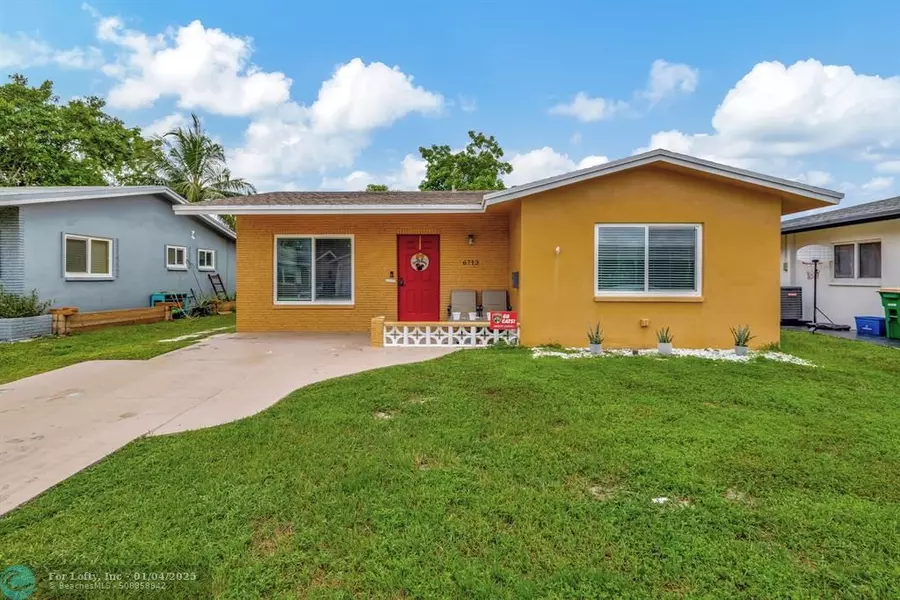 6713 NW 59th St, Tamarac, FL 33321