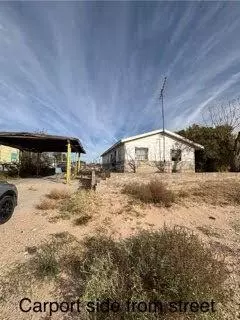 816 W San Antonio Street, Kermit, TX 79745