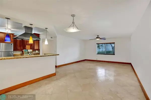 Wilton Manors, FL 33305,124 NE 19th Ct  #101B