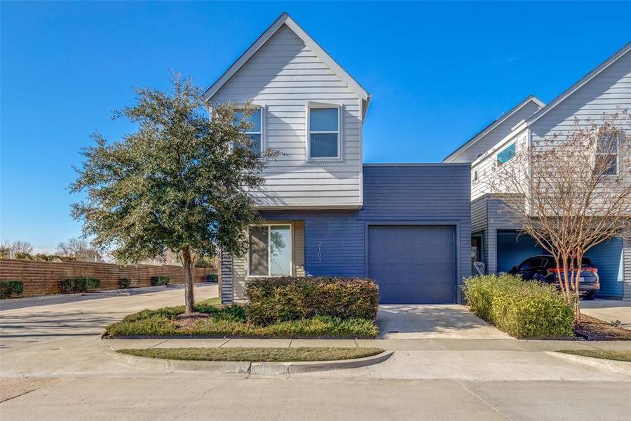 2103 N Willomet Avenue, Dallas, TX 75208