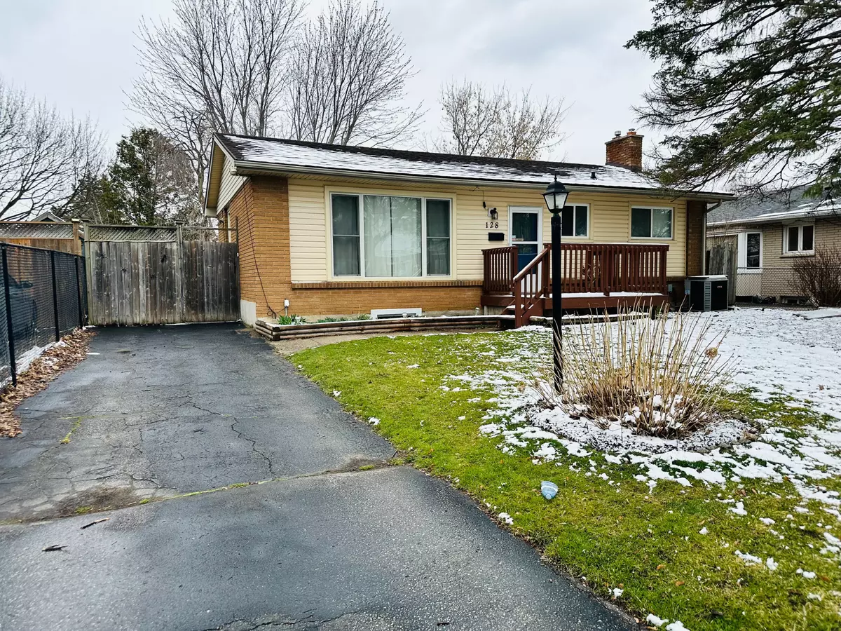 London, ON N5V 1J5,128 Toulon CRES #B