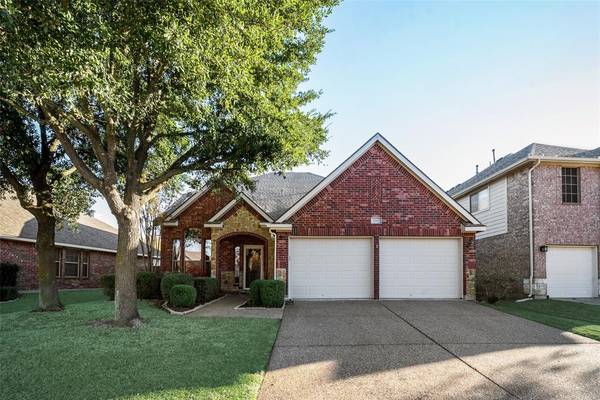 2569 Pinnacle Point Drive, Grand Prairie, TX 75054