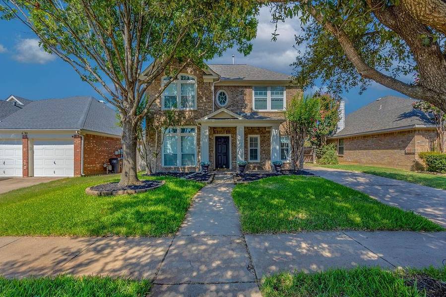 8508 Rock Creek Drive, Fort Worth, TX 76123