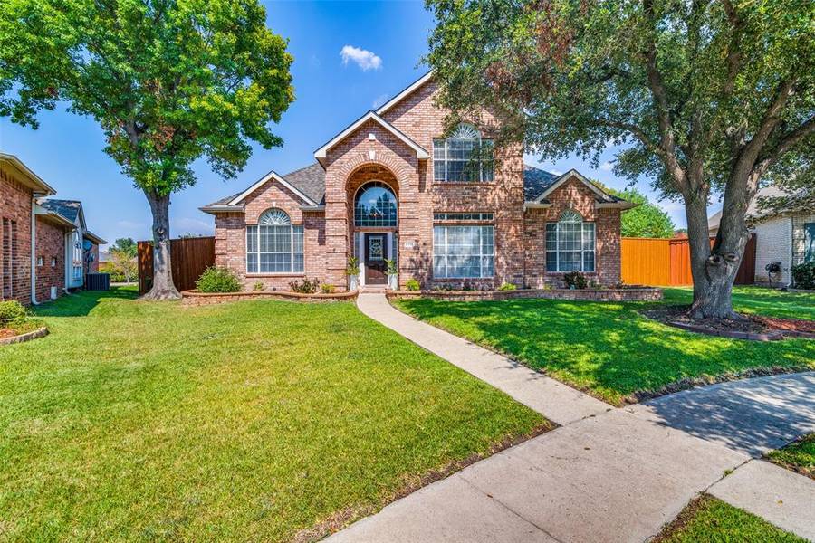 6118 Baskerville Drive, Rowlett, TX 75087