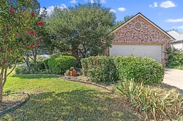 2102 Jasmine Lane, Garland, TX 75044