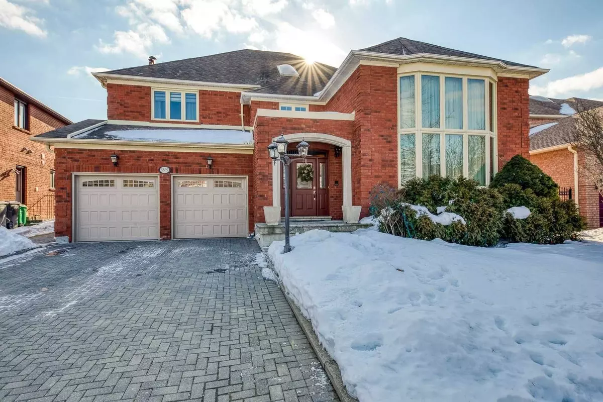 Mississauga, ON L5M 4X1,5859 Riverside PL