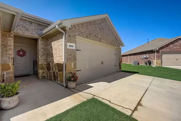 Fate, TX 75189,315 Duke Court