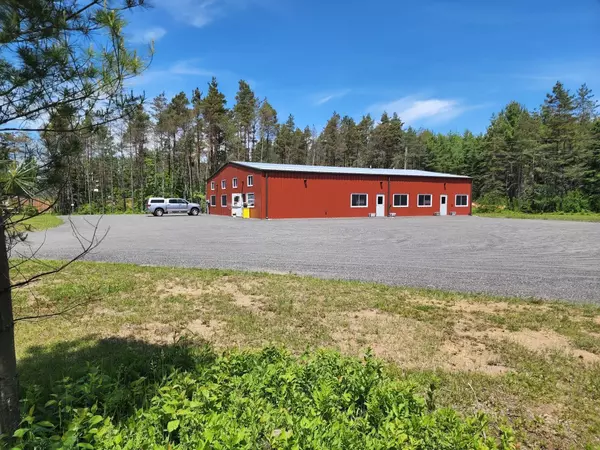 Lake Of Bays, ON P0A 1H0,25754 35 Highway N RD S #Unit 2