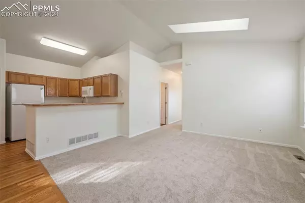 Colorado Springs, CO 80906,1040 Samuel PT