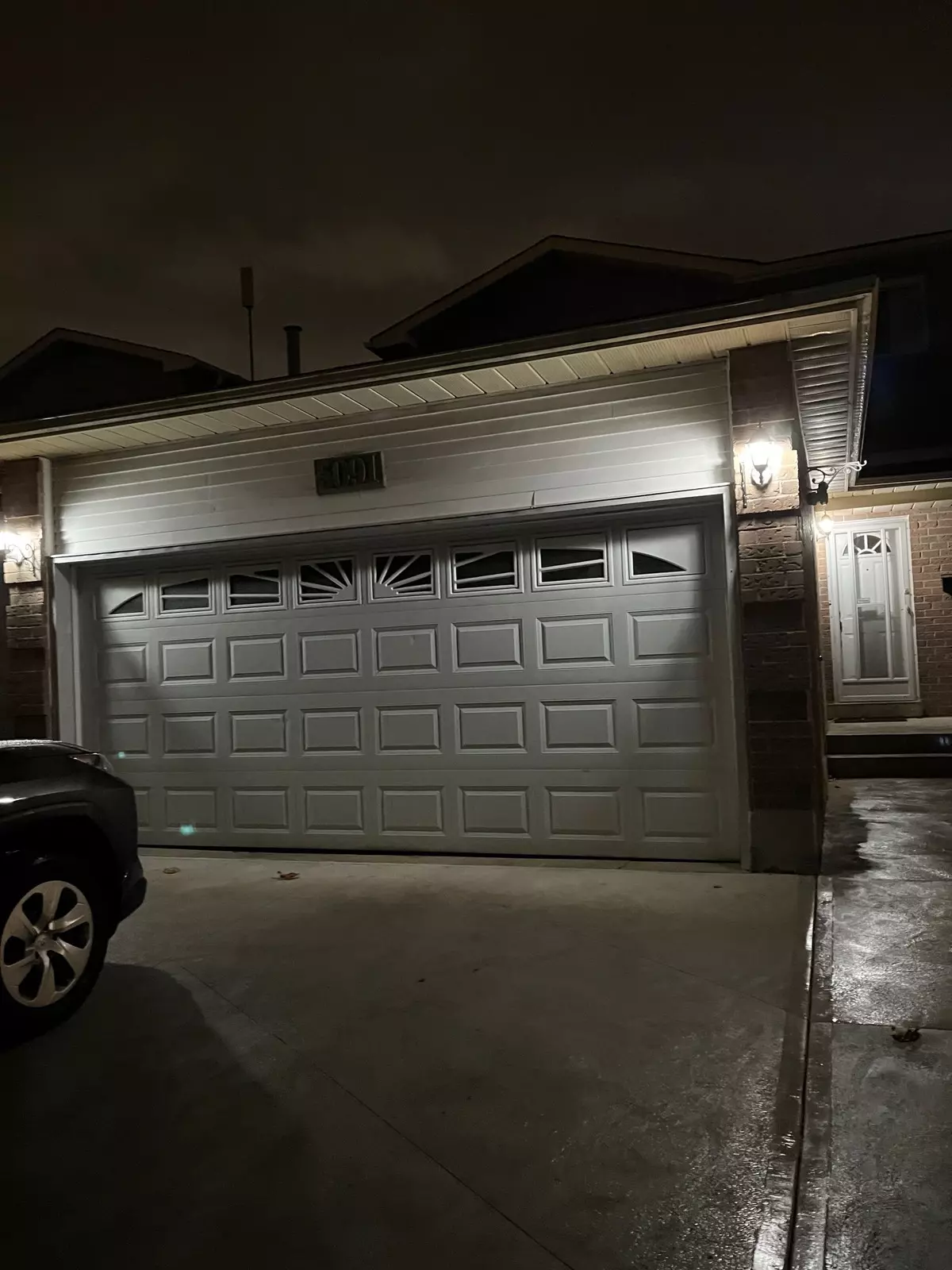 Mississauga, ON L5R 2W2,5091 Sunray DR #Bsmt