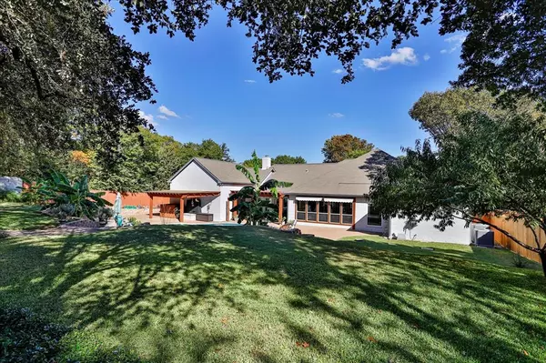 Fort Worth, TX 76179,8921 Crest Wood Drive