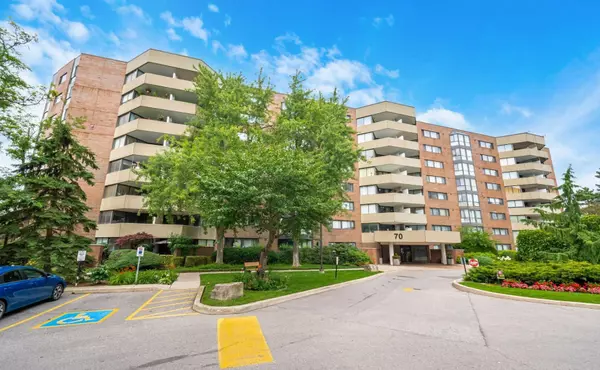 70 Baif BLVD #813, Richmond Hill, ON L4C 5L1