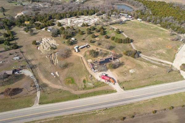 11678 S State Highway 121 Highway, Trenton, TX 75490