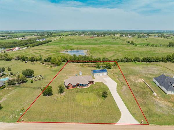 3073 W Ridgeview Circle,  Kaufman,  TX 75142