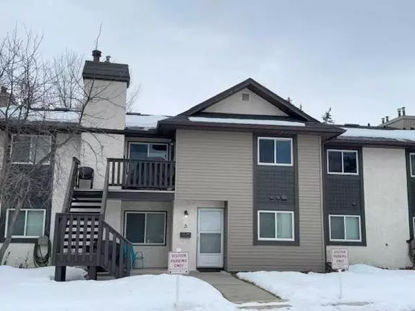 7 Cedar Springs GDNS Southwest, Calgary, AB T2W 5J9