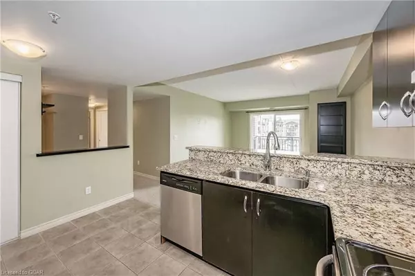 Guelph, ON N1L 0E7,41 GOODWIN DR #307