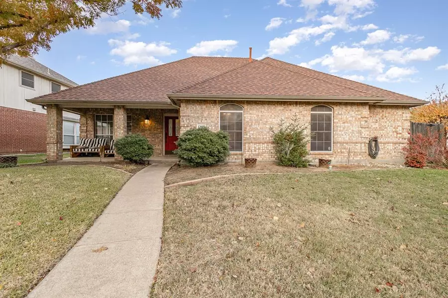 1355 Edmonton Drive, Lewisville, TX 75077