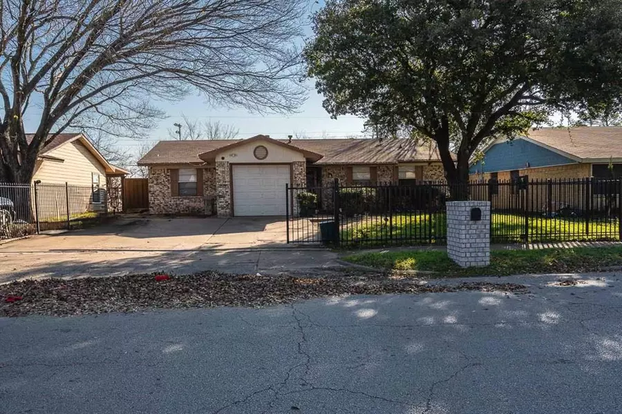 12416 Spring Branch Drive, Balch Springs, TX 75180