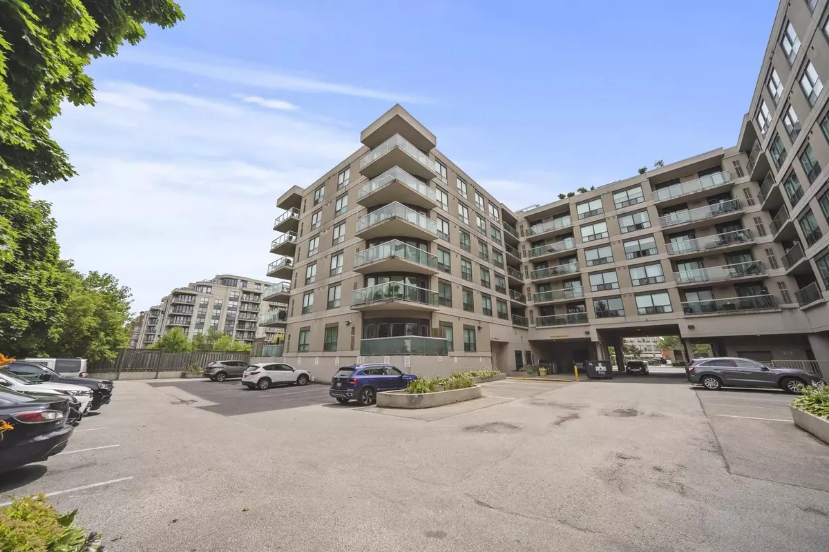 Toronto C06, ON M3H 6B9,890 Sheppard AVE W #213