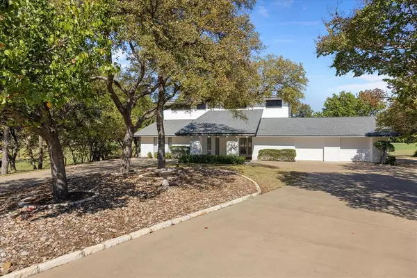 Granbury, TX 76049,6106 Fairview Court