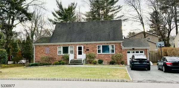 202 E Mcclellan Ave, Livingston Twp., NJ 07039