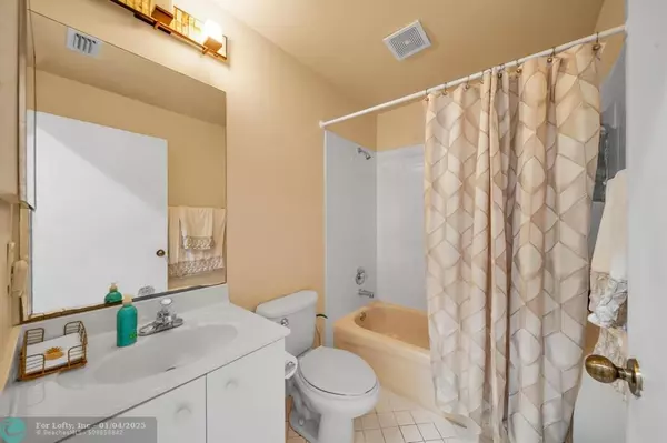 Weston, FL 33327,1170 Chenille Cir