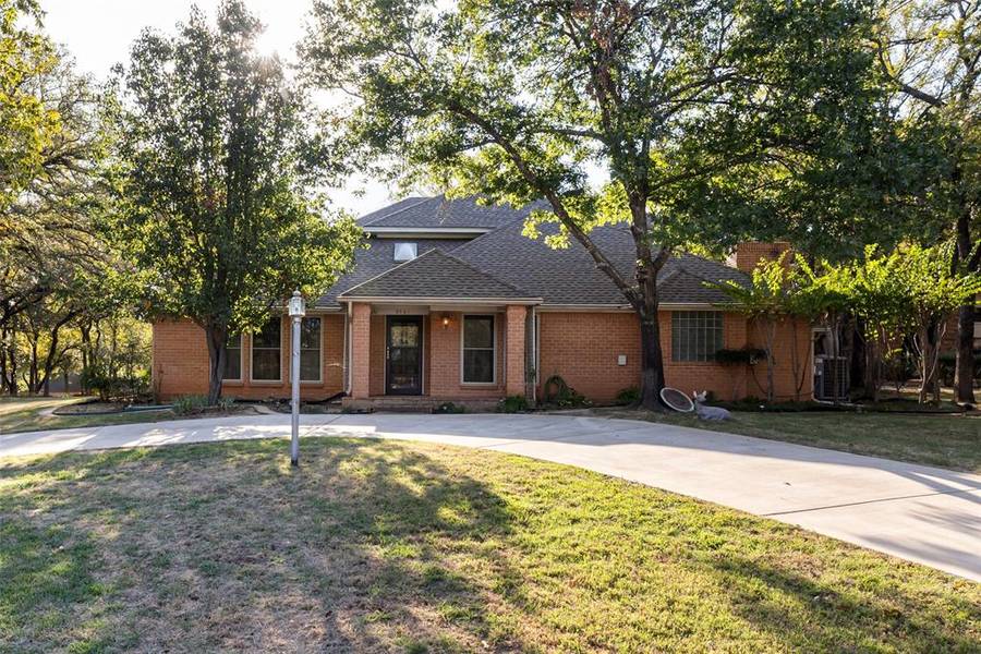 9701 Nottaway Court, Granbury, TX 76049