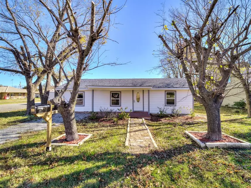 100 S Cedar Street, Leonard, TX 75452