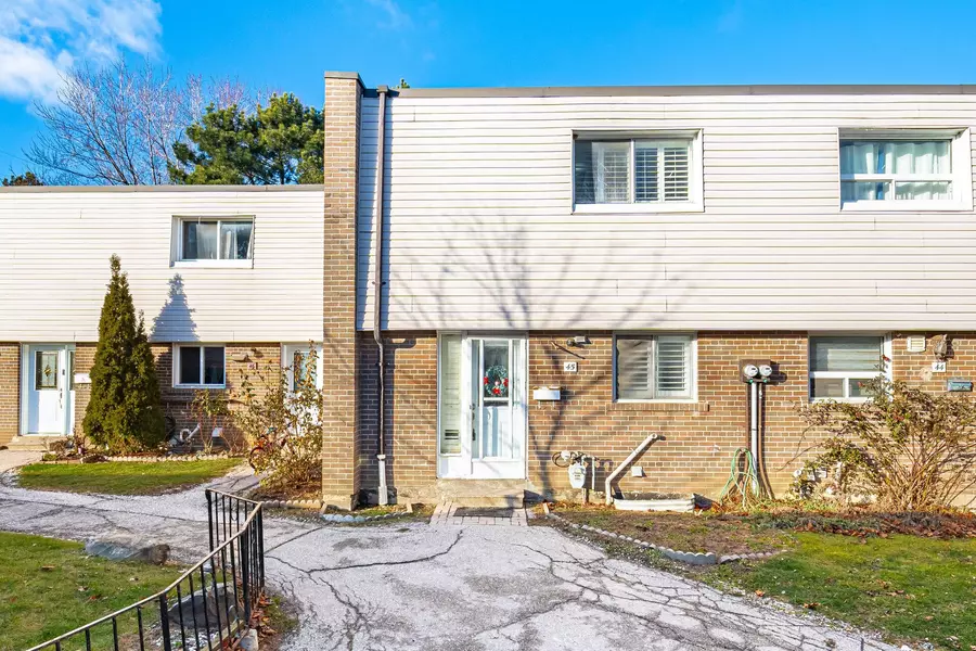 431 Silverstone DR #45, Toronto W10, ON M9V 3K7