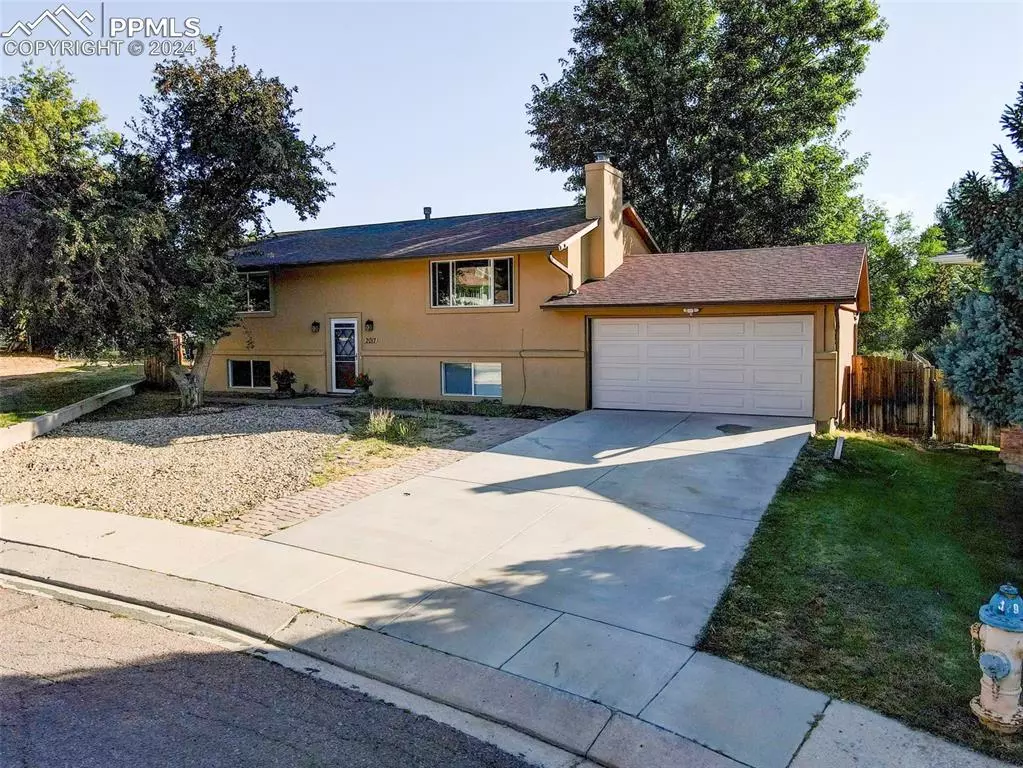 Colorado Springs, CO 80915,2017 Wooten LN