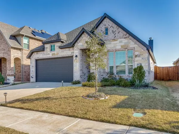 Fort Worth, TX 76036,9921 Ginkgo Lane