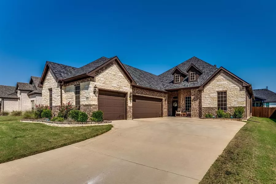 3016 Capital Hill Drive, Burleson, TX 76028