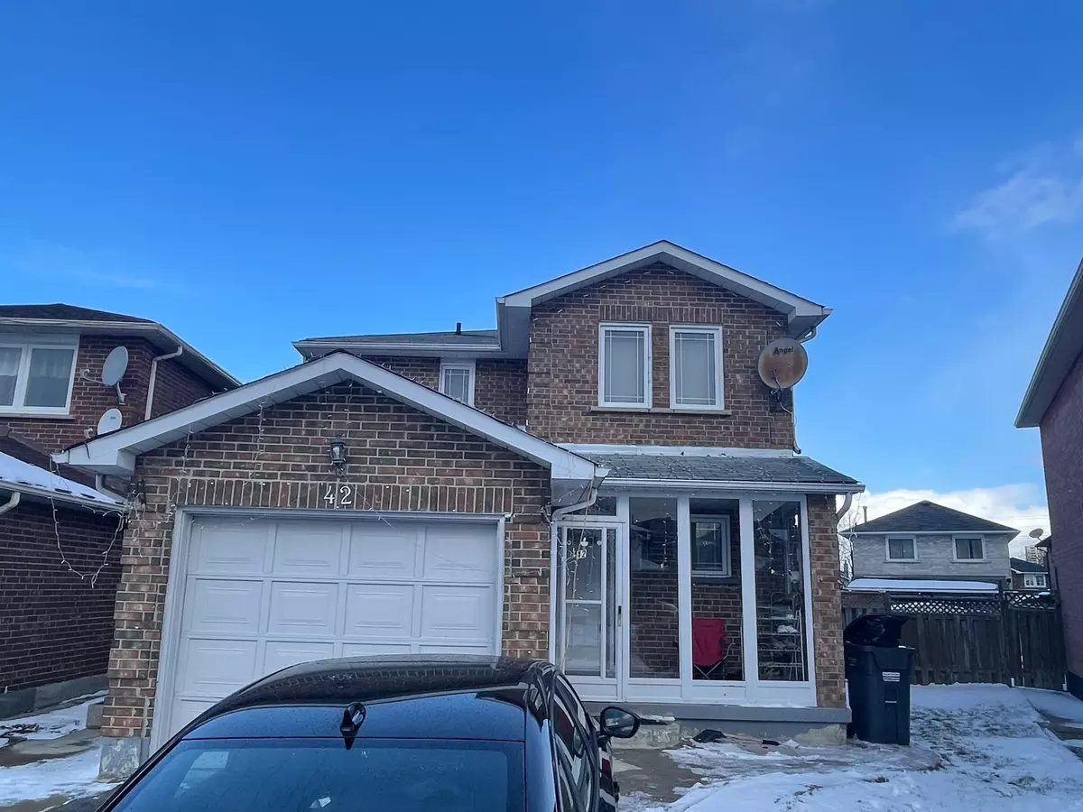 Brampton, ON L6Y 3S6,42 Broad Oak CT