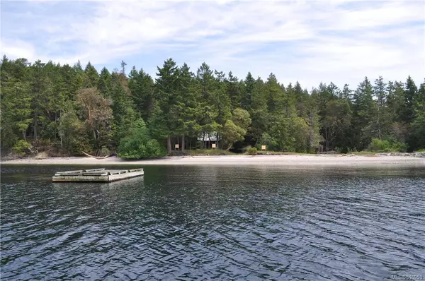 Piers Island, BC V8L 5Y7,68E McKenzie Cres