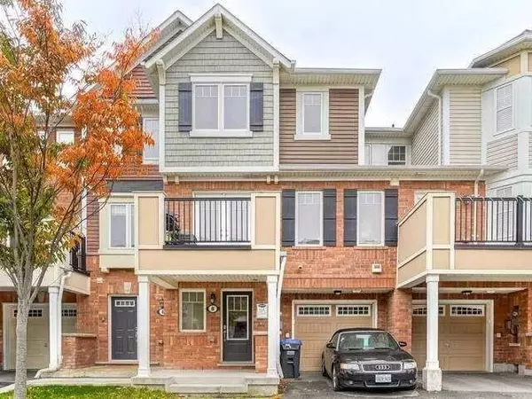 8 Arnprior RD, Brampton, ON L7A 0W1