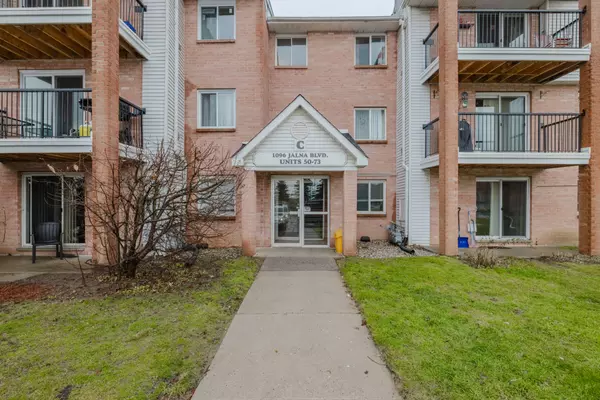 London, ON N6E 3B8,1096 Jalna BLVD #65