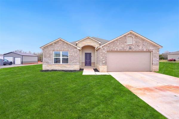 325 Starlight Drive, Shawnee, OK 74804