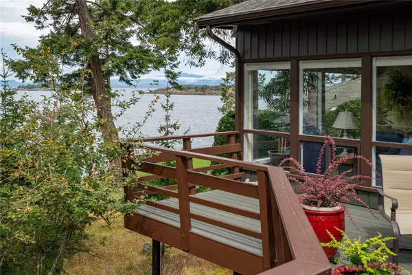 Nanoose Bay, BC V9P 9J1,1891 Bonito Cres