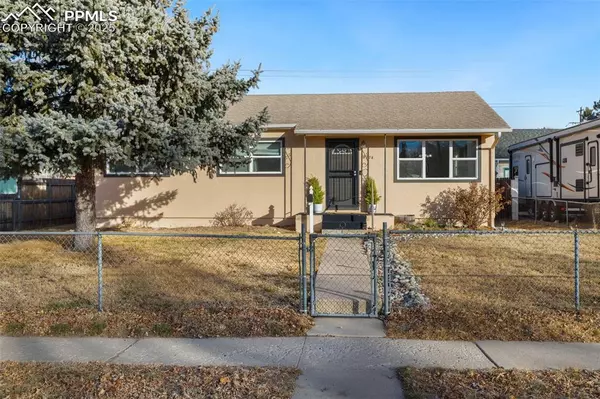 3238 E La Salle ST, Colorado Springs, CO 80909