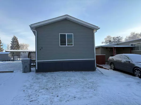 1609 14 ST #33, Wainwright, AB T9W 1K4