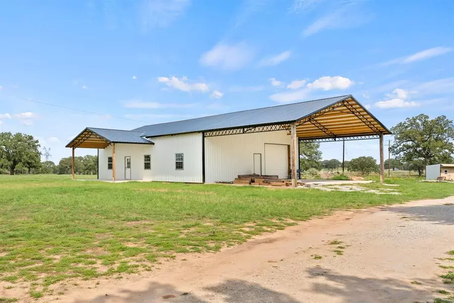 190 Rolling Ranch Boulevard, Alvord, TX 76225